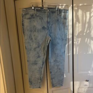 listing-status-banner